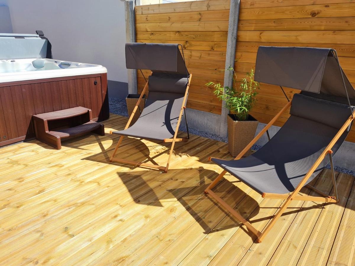 A Fleur De Spa : Maison Chaleureuse Avec Spa Privatif Et Billard. Coulogne Ngoại thất bức ảnh