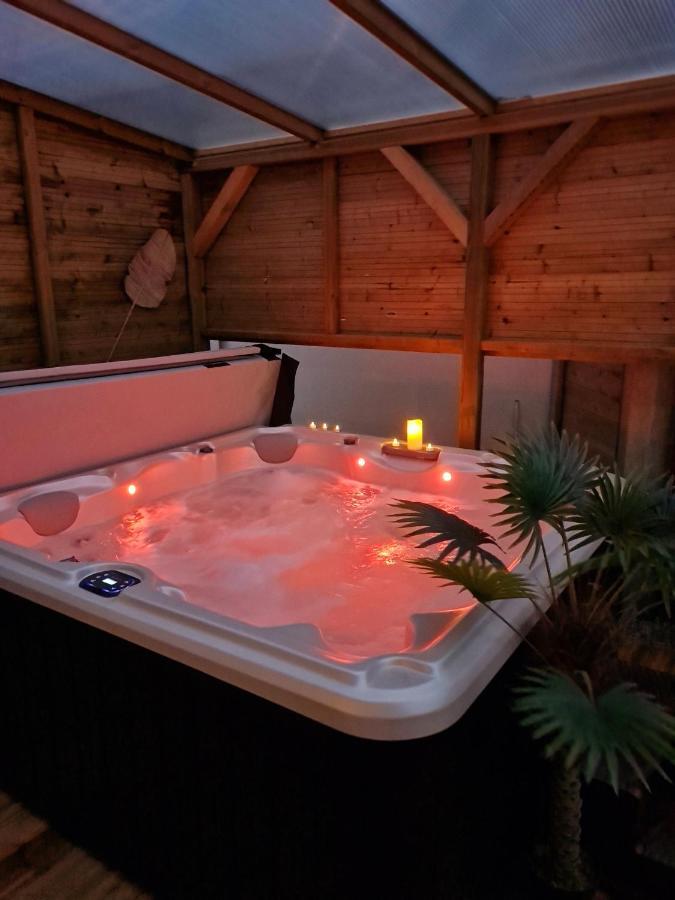 A Fleur De Spa : Maison Chaleureuse Avec Spa Privatif Et Billard. Coulogne Ngoại thất bức ảnh